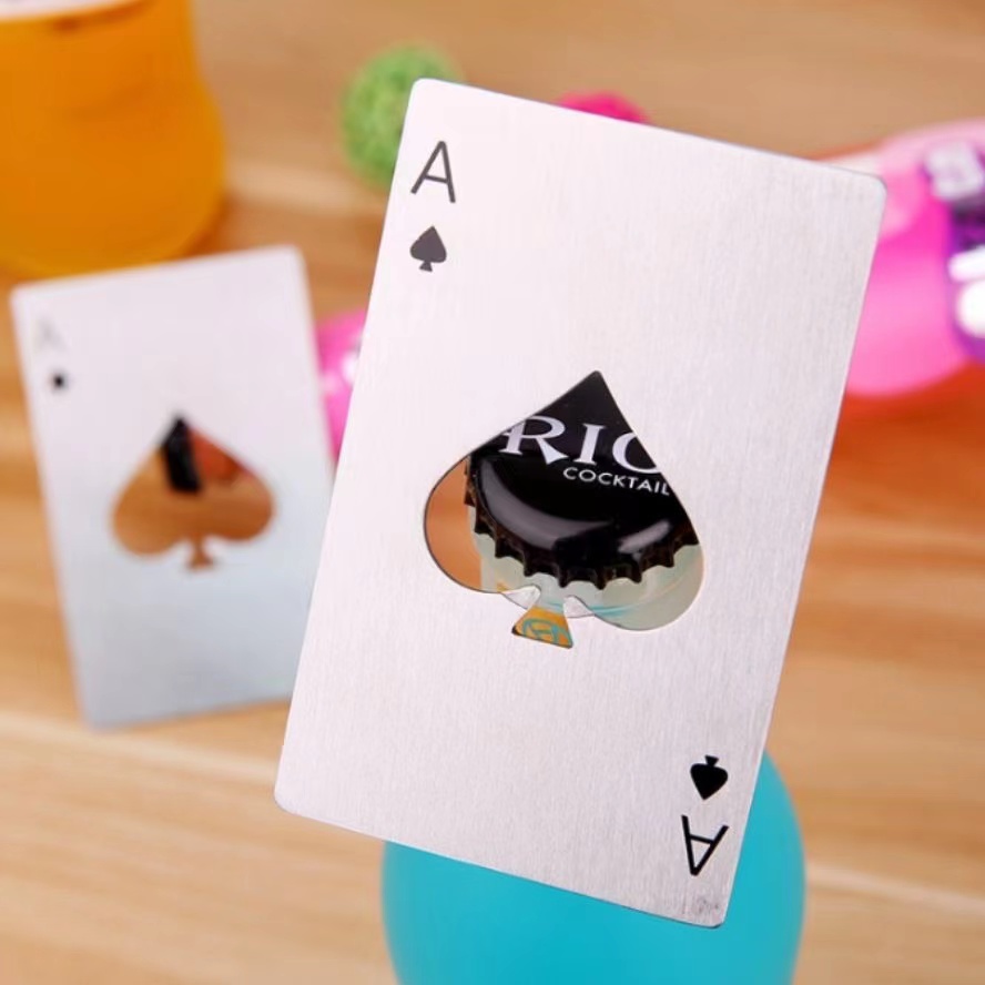 Beer Bottle Opener Poker A Car - Kitchen Gadgets List reseña y precio